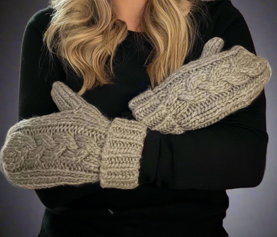 Gray Cable Knit Mittens | Bold Rose Boutique - Bold Rose Boutique