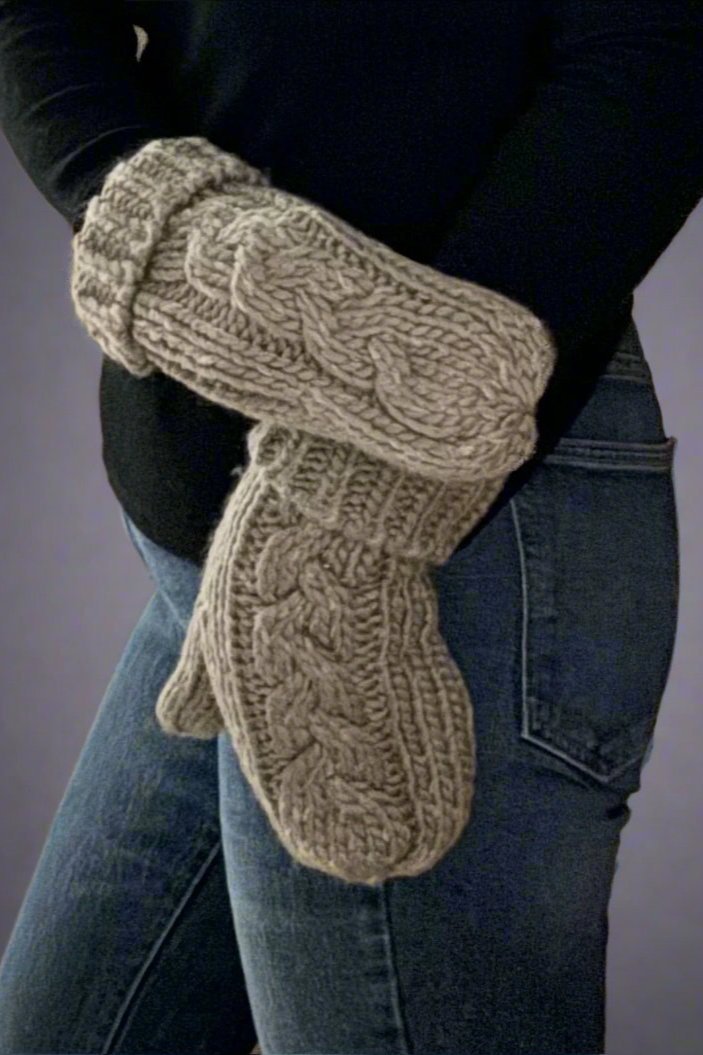 Gray Cable Knit Mittens | Bold Rose Boutique - Bold Rose Boutique